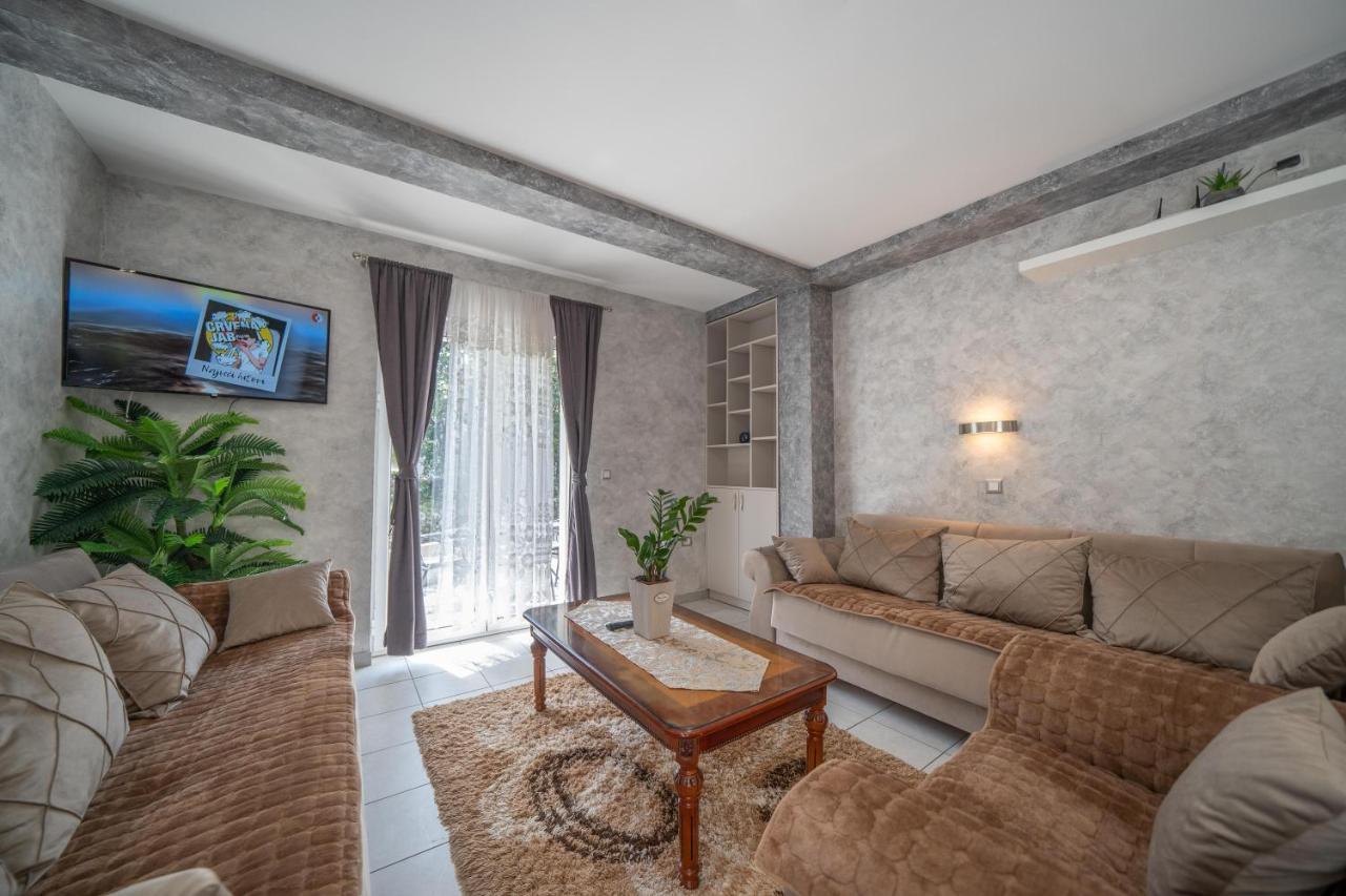 Apartman Anja Risan Zewnętrze zdjęcie